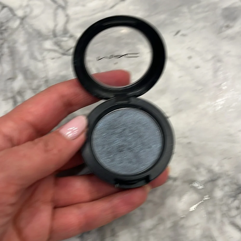 MAC Eyeshadow Duo